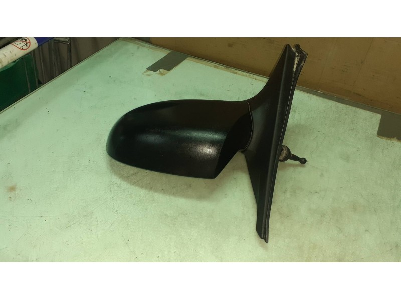 Recambio de retrovisor izquierdo para hyundai accent (lc) gl 4p referencia OEM IAM 012129 012130 MANUAL