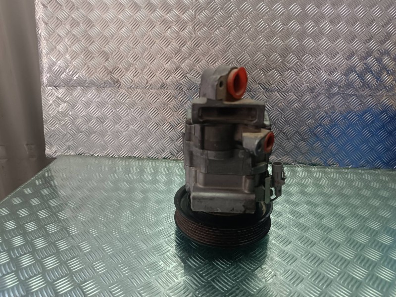 Recambio de compresor aire acondicionado para peugeot 107 urban referencia OEM IAM 5060217332 DKV06R VALEO