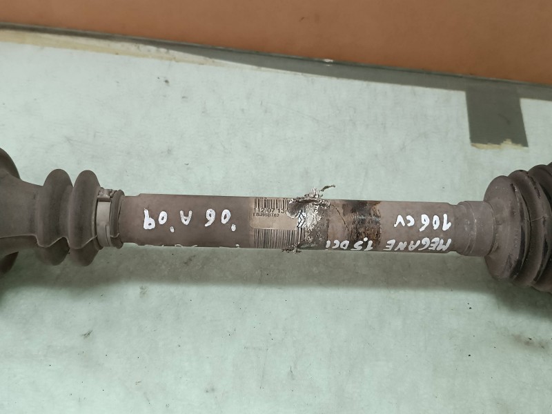 Recambio de transmision delantera izquierda para renault megane ii classic berlina dynamique referencia OEM IAM 8200330413  