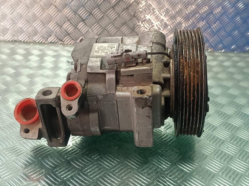 Recambio de compresor aire acondicionado para peugeot 107 urban referencia OEM IAM 5060217332 DKV06R VALEO