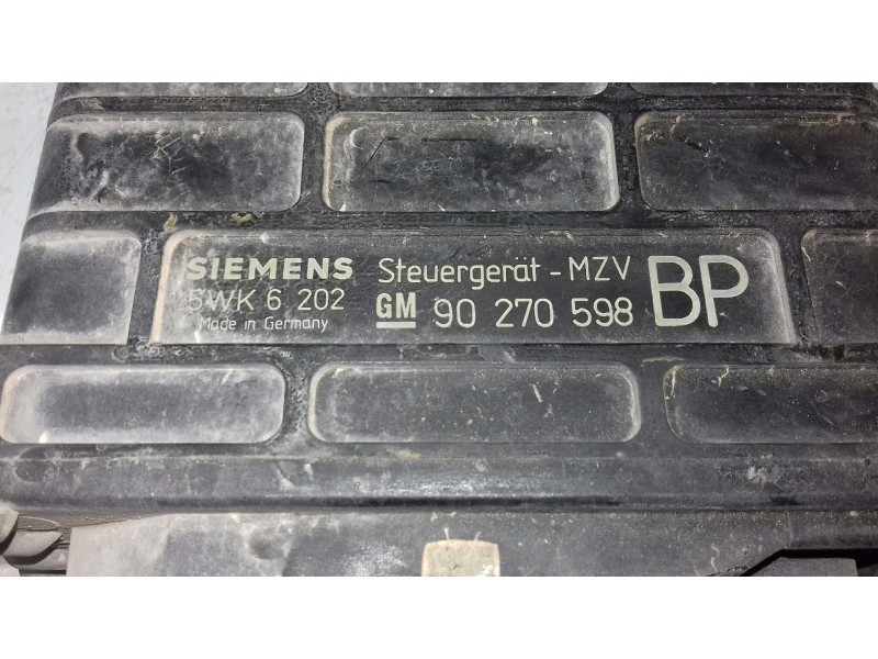 Recambio de centralita motor uce para opel kadett e gl berlina referencia OEM IAM 90270598 5WK6202 SIEMENS
