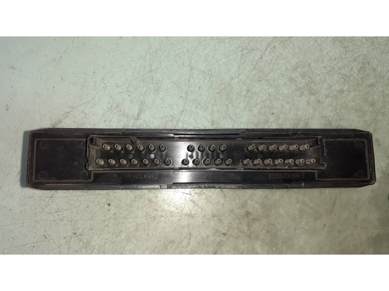 Recambio de modulo electronico para bmw serie 5 berlina (e39) 2.0 24v referencia OEM IAM 61351379372 5KG00517500 