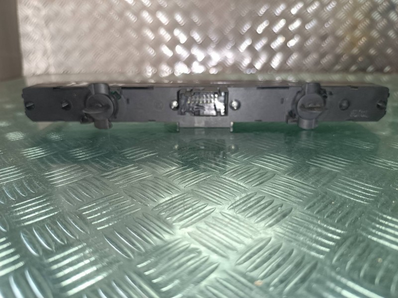 Recambio de warning para opel astra h ber. cosmo referencia OEM IAM 660332  CONECTOR 16 PINES