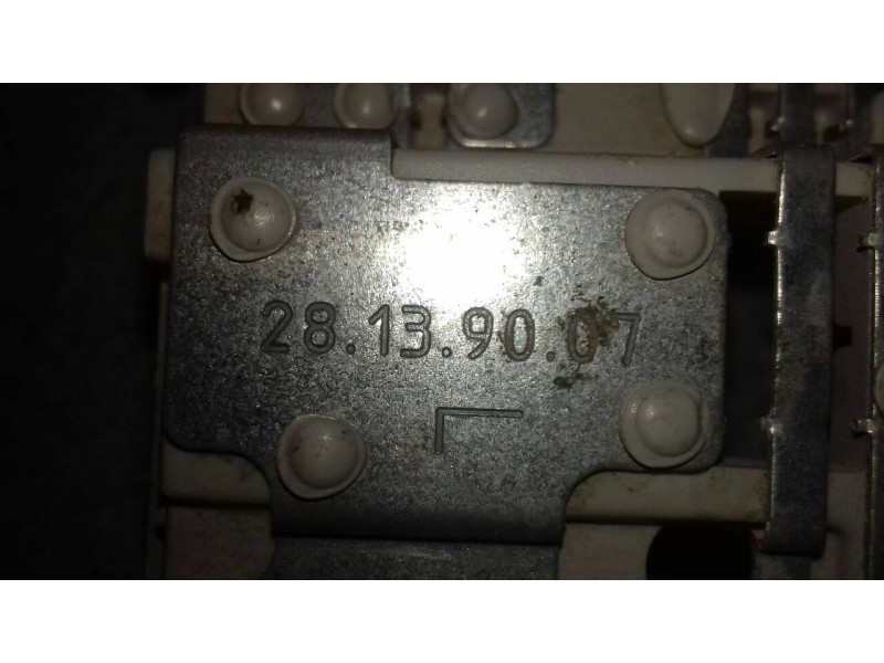 Recambio de portalamparas para volvo s40 berlina 1.9 d+ (85kw) referencia OEM IAM 28139007  