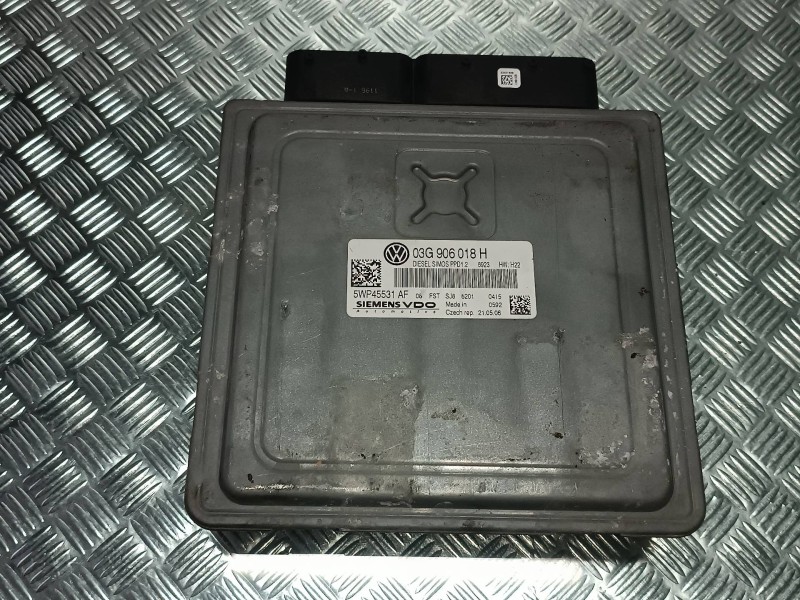 Recambio de centralita motor uce para volkswagen golf v berlina (1k1) gt sport referencia OEM IAM 03G906018H 5WP45531AF SIEMENS 