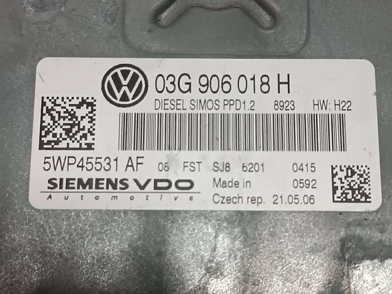 Recambio de centralita motor uce para volkswagen golf v berlina (1k1) gt sport referencia OEM IAM 03G906018H 5WP45531AF SIEMENS 