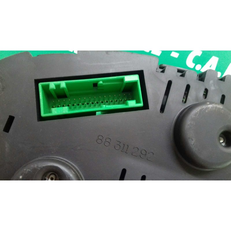 Recambio de cuadro instrumentos para seat leon (1m1) stella referencia OEM IAM 110080074013 W01M0920801 VDO