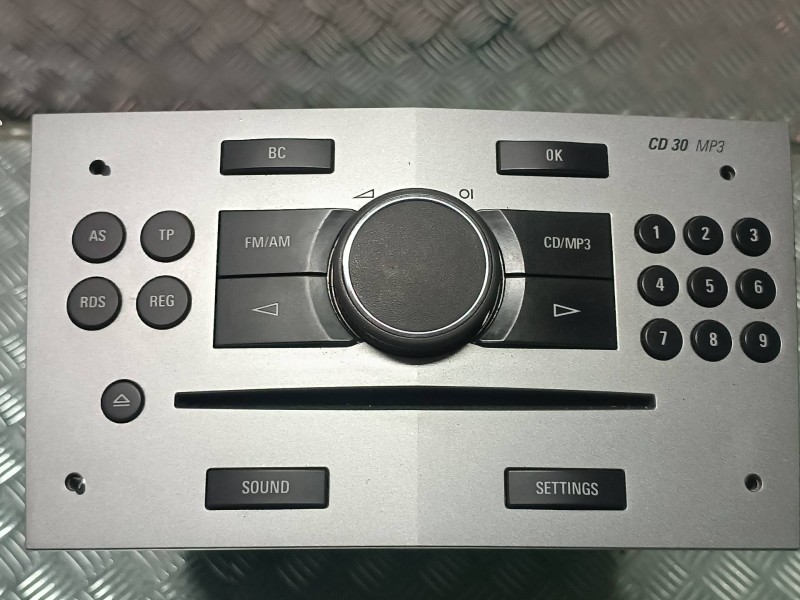 Recambio de sistema audio / radio cd para opel astra h ber. cosmo referencia OEM IAM 344183129 13251057 DELPHI GRUNDIG