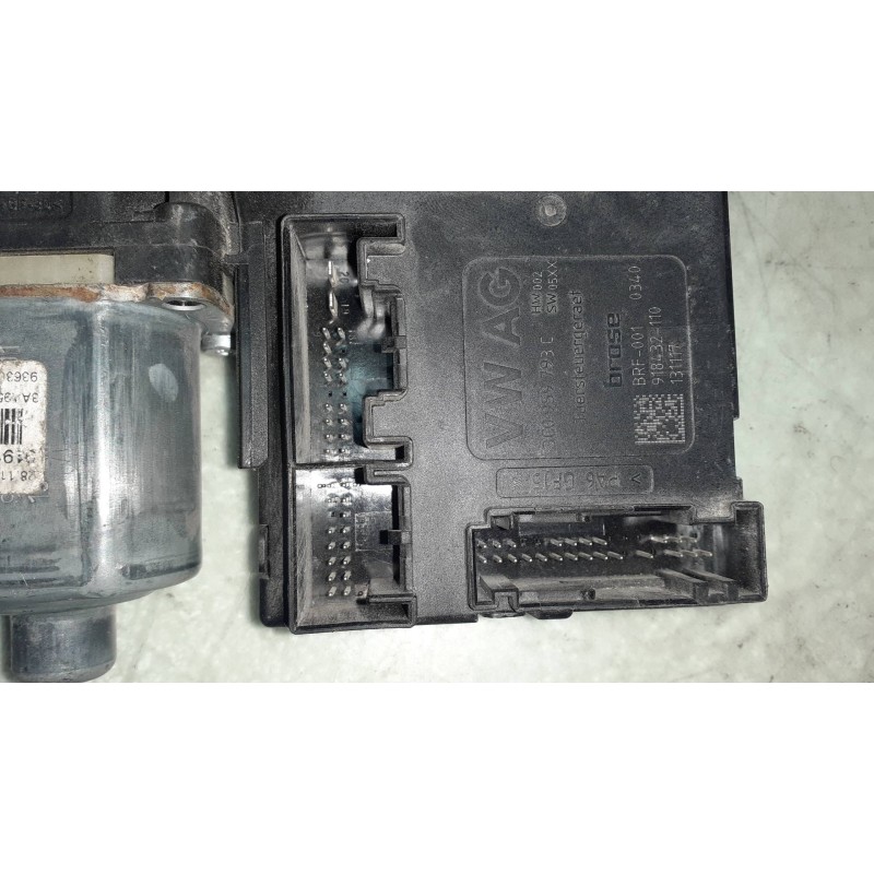 Recambio de motor elevalunas delantero izquierdo para volkswagen passat variant (365) edition referencia OEM IAM 3C0959793C 9184