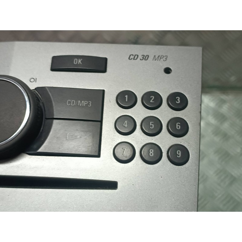 Recambio de sistema audio / radio cd para opel astra h ber. cosmo referencia OEM IAM 344183129 13251057 DELPHI GRUNDIG
