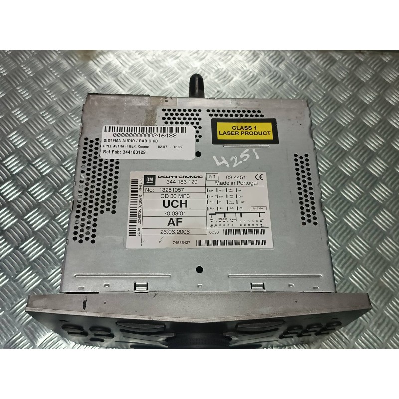 Recambio de sistema audio / radio cd para opel astra h ber. cosmo referencia OEM IAM 344183129 13251057 DELPHI GRUNDIG