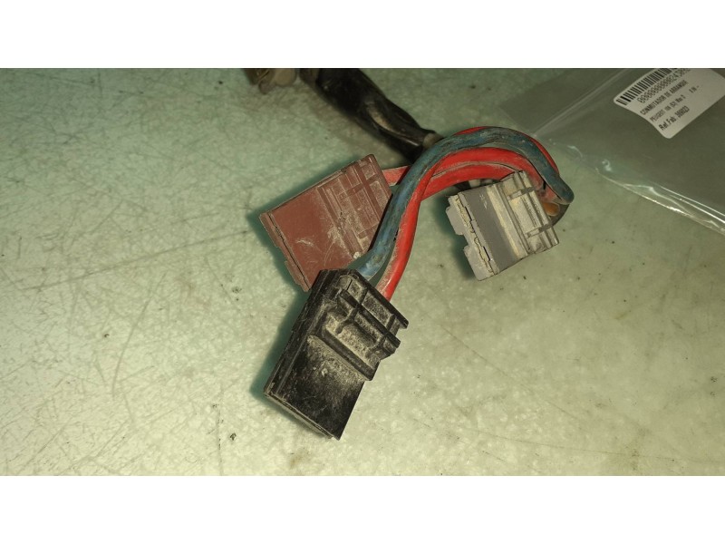 Recambio de conmutador de arranque para peugeot 106 (s2) max d referencia OEM IAM 369023  