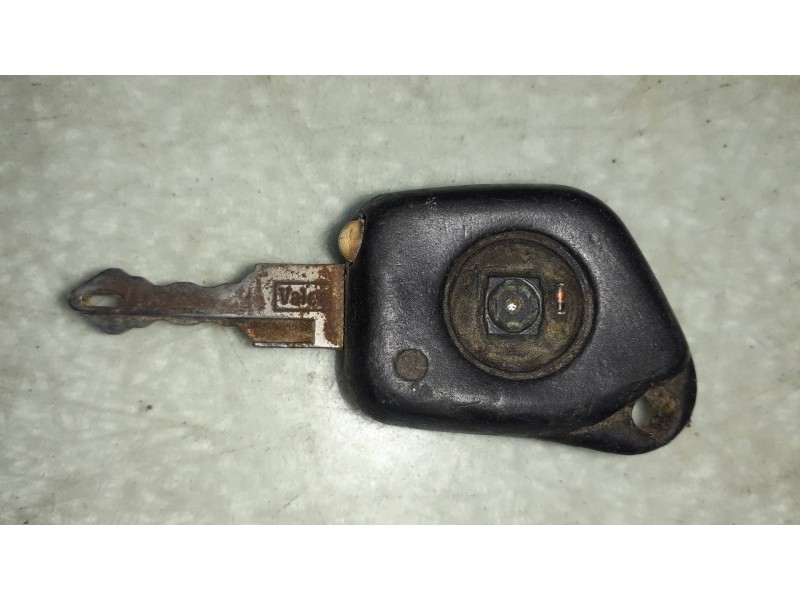Recambio de conmutador de arranque para peugeot 106 (s2) max d referencia OEM IAM 369023  