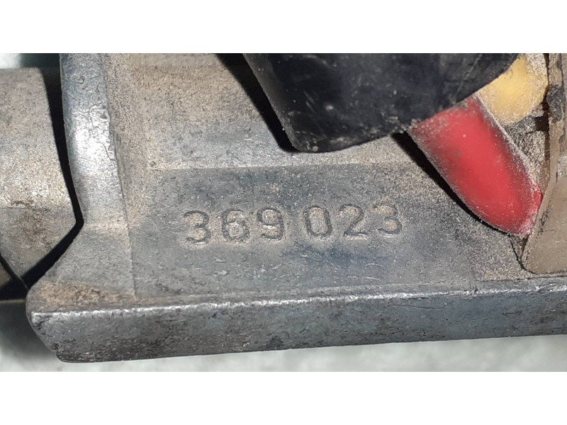 Recambio de conmutador de arranque para peugeot 106 (s2) max d referencia OEM IAM 369023  