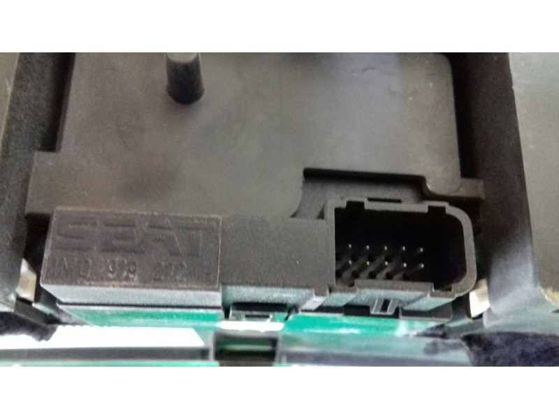 Recambio de cuadro instrumentos para seat toledo (1m2) 1.8 20v referencia OEM IAM 110080013002 W01M0920820A VDO