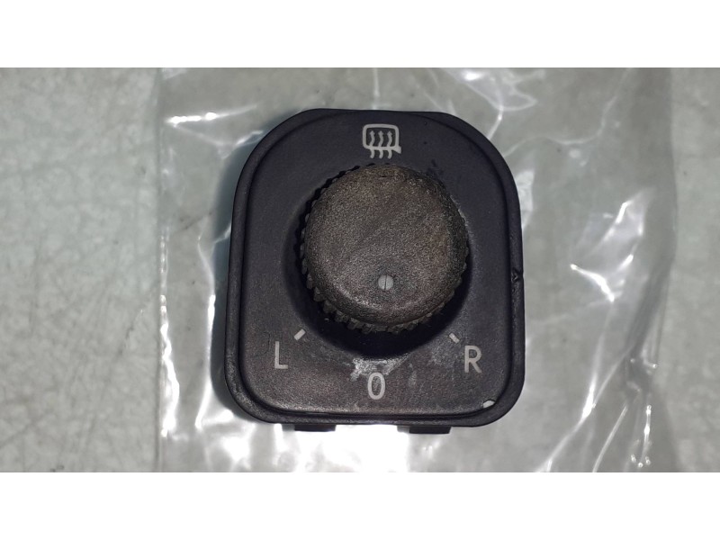 Recambio de mando retrovisor para volkswagen jetta (1k2) advance bluemotion referencia OEM IAM 1K0959565H  
