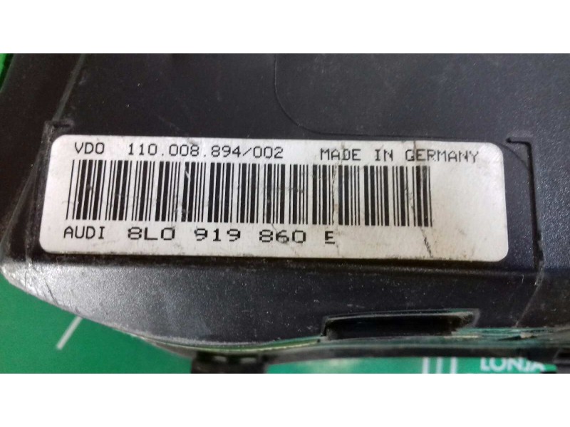 Recambio de cuadro instrumentos para audi a3 (8l) 1.8 20v turbo referencia OEM IAM 110008894002 8L0919860E VDO