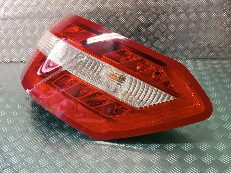 Recambio de piloto trasero derecho para mercedes-benz clase e (w212) lim. e 200 cdi be dynamic edition (212.005) referencia OEM 