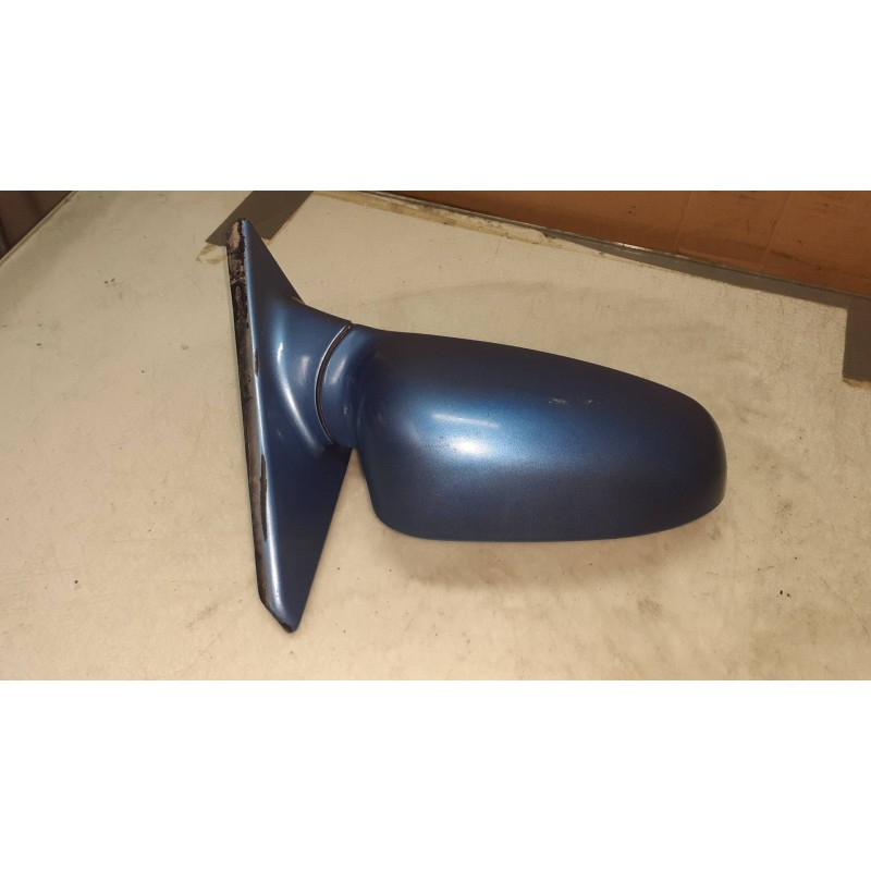 Recambio de retrovisor derecho para hyundai coupe (rd) 2.0 fx xplod referencia OEM IAM 8760627150 010079 ELECTRICO