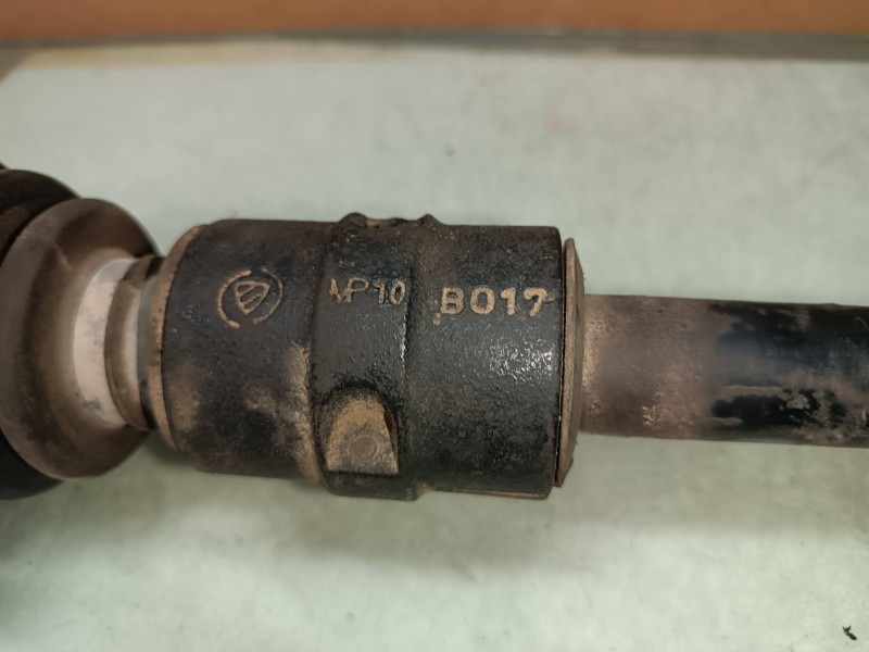 Recambio de transmision delantera izquierda para alfa romeo 166 2.5 v6 24v referencia OEM IAM B017  