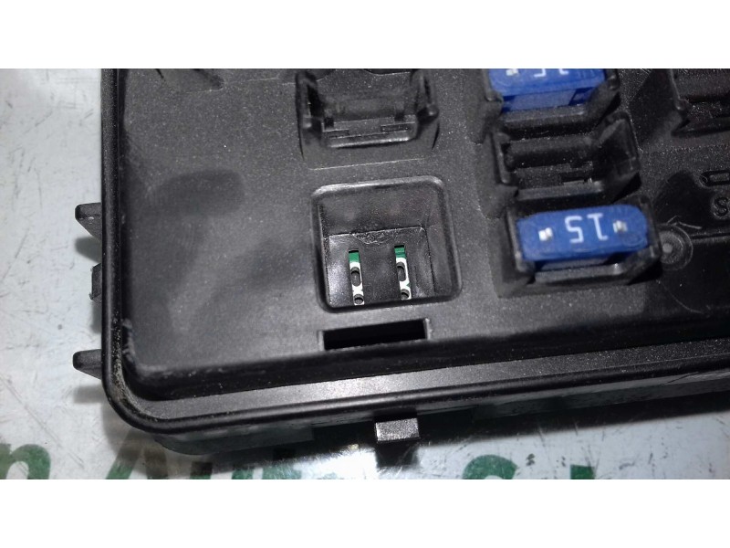 Recambio de caja reles / fusibles para chevrolet matiz s referencia OEM IAM 96857526  TYCO