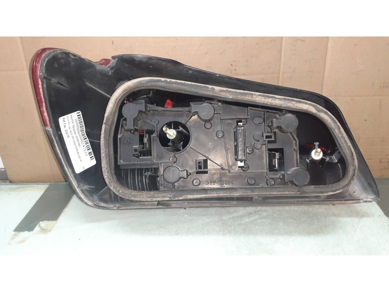 Recambio de piloto trasero derecho para peugeot 306 berlina 3/4/5 puertas (s2) xt referencia OEM IAM 2321D  VALEO