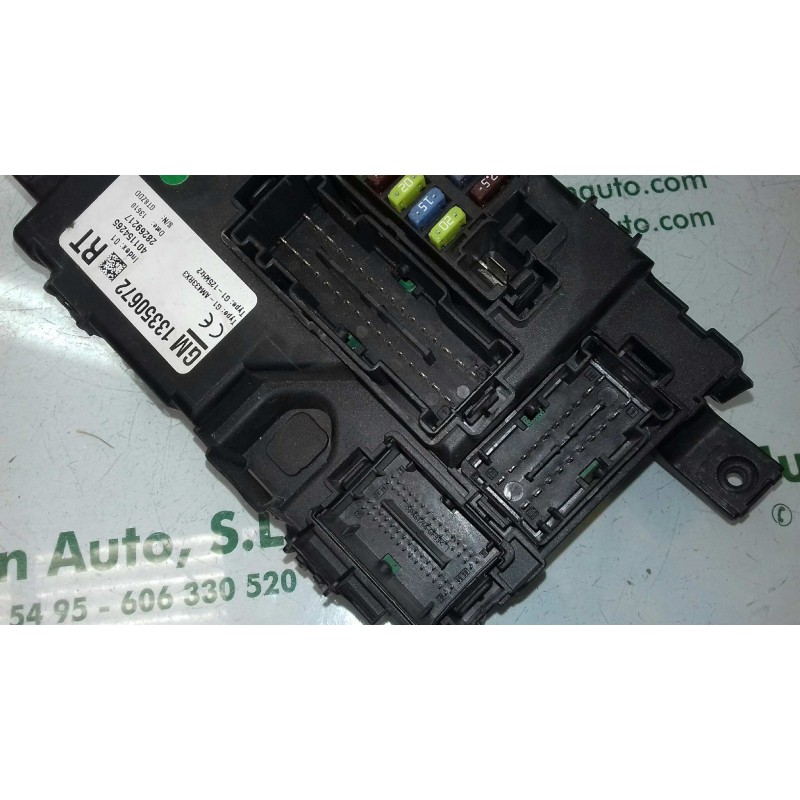 Recambio de caja reles / fusibles para opel corsa d excellence referencia OEM IAM 13350672 401154265 DELPHI
