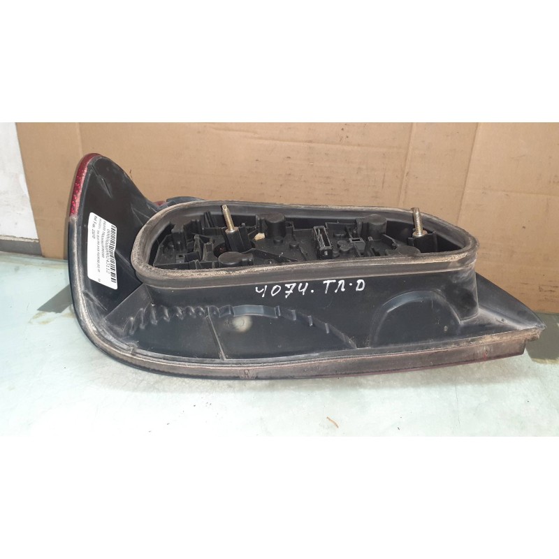 Recambio de piloto trasero derecho para peugeot 306 berlina 3/4/5 puertas (s2) xt referencia OEM IAM 2321D  VALEO