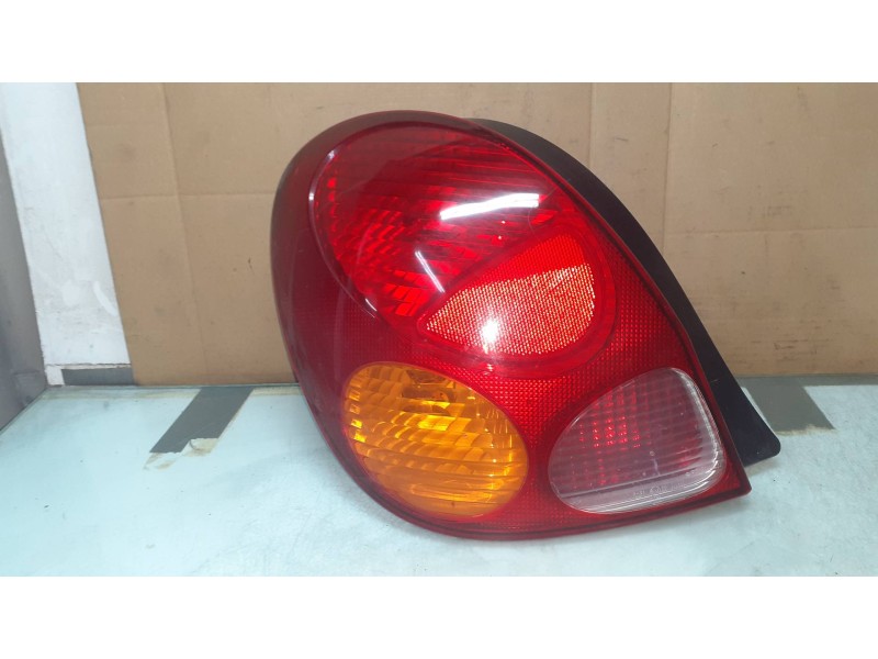 Recambio de piloto trasero izquierdo para toyota corolla (e11) 1.4 linea terra (5-ptas.) referencia OEM IAM 54596294 54596309 CA