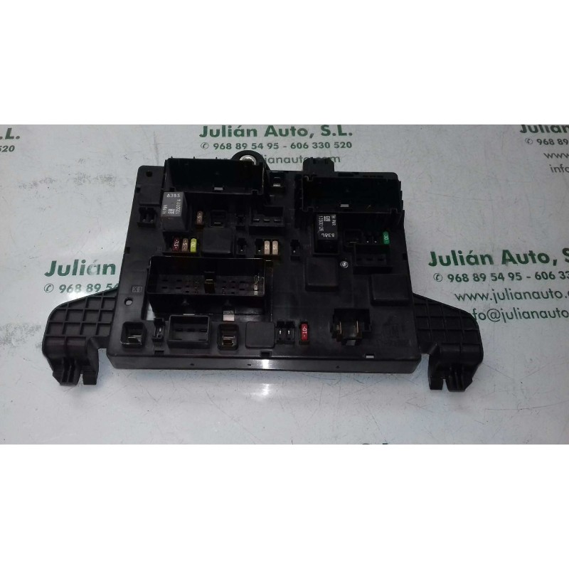 Recambio de caja reles / fusibles para opel astra j lim. enjoy referencia OEM IAM 13343950 365927271 GM