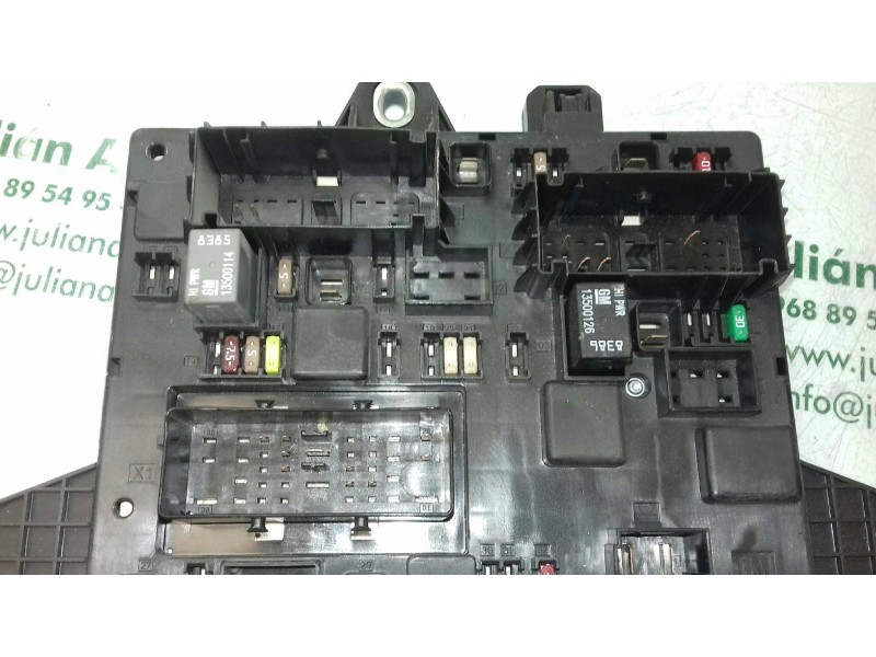 Recambio de caja reles / fusibles para opel astra j lim. enjoy referencia OEM IAM 13343950 365927271 GM
