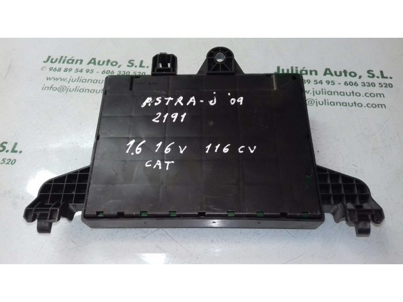 Recambio de caja reles / fusibles para opel astra j lim. enjoy referencia OEM IAM 13343950 365927271 GM