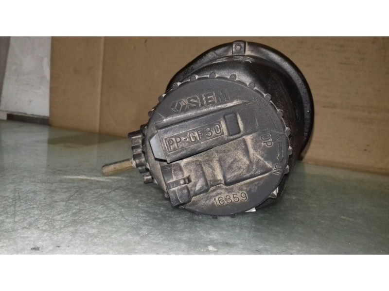 Recambio de faro antiniebla derecho para fiat marea berlina (185) td 100 hlx referencia OEM IAM 38660748  37040748