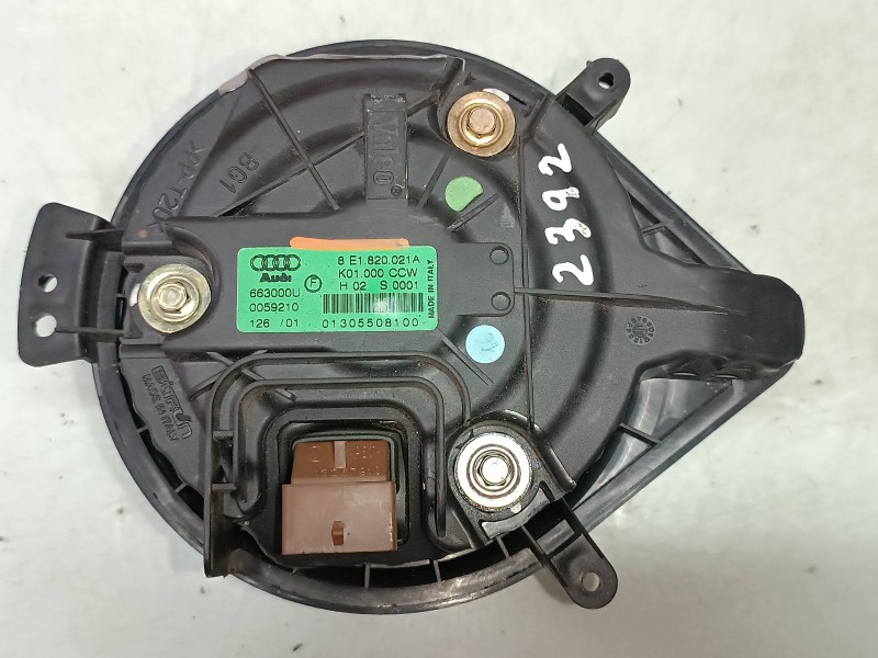 Recambio de ventilador calefaccion para audi a4 berlina (8e) 1.9 tdi (96kw) referencia OEM IAM 8E1820021A K01000CCW VALEO