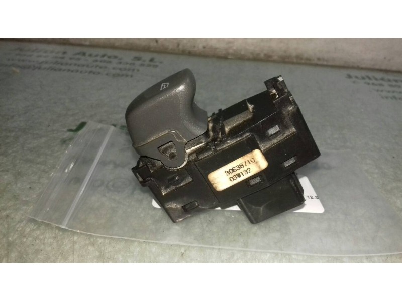 Recambio de mando elevalunas trasero derecho para volvo s40 berlina 1.9 d+ (85kw) referencia OEM IAM 30638710 03W132 3+2 PINES