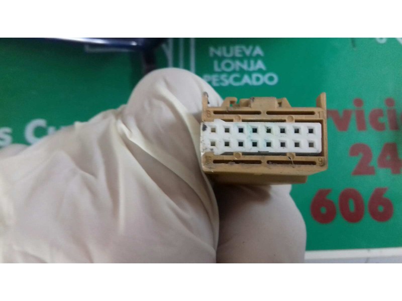 Recambio de retrovisor izquierdo para audi a4 berlina (8e) 2.0 tdi 16v (103kw) referencia OEM IAM   ELECTRICO