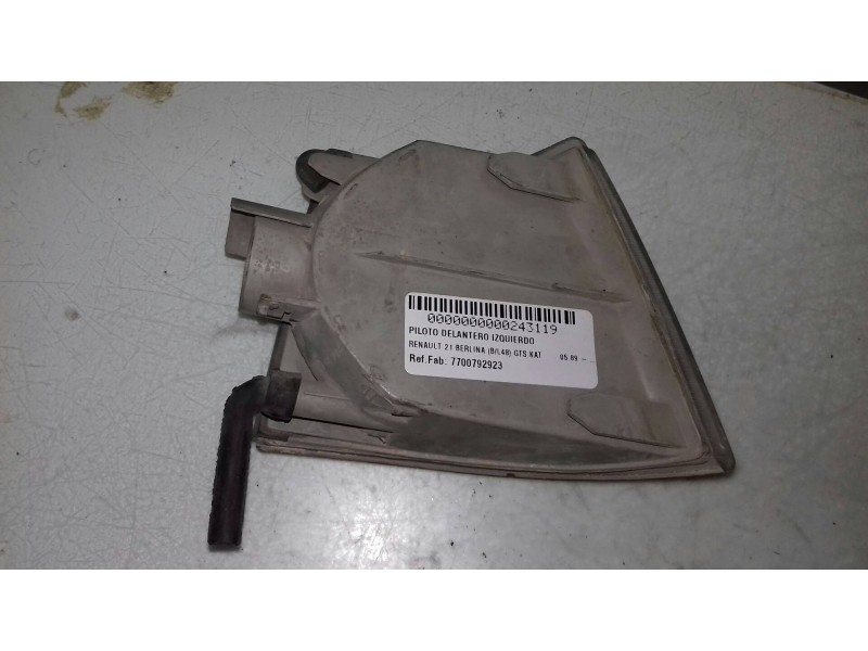 Recambio de piloto delantero izquierdo para renault 21 berlina (b/l48) gts kat referencia OEM IAM 7700792923 6R0188023 NEIMAN