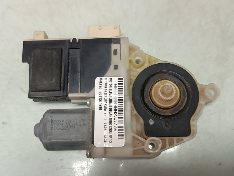 Recambio de motor elevalunas delantero izquierdo para citroen c4 berlina collection referencia OEM IAM 9681575280 964873100 BROS