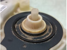 Recambio de motor elevalunas delantero izquierdo para citroen c4 berlina collection referencia OEM IAM 9681575280 964873100 BROS 2