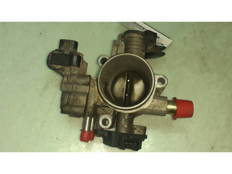 Recambio de caja mariposa para toyota corolla (e11) 1.4 linea terra (5-ptas.) referencia OEM IAM 2221000020 8945205010 PIERBURG