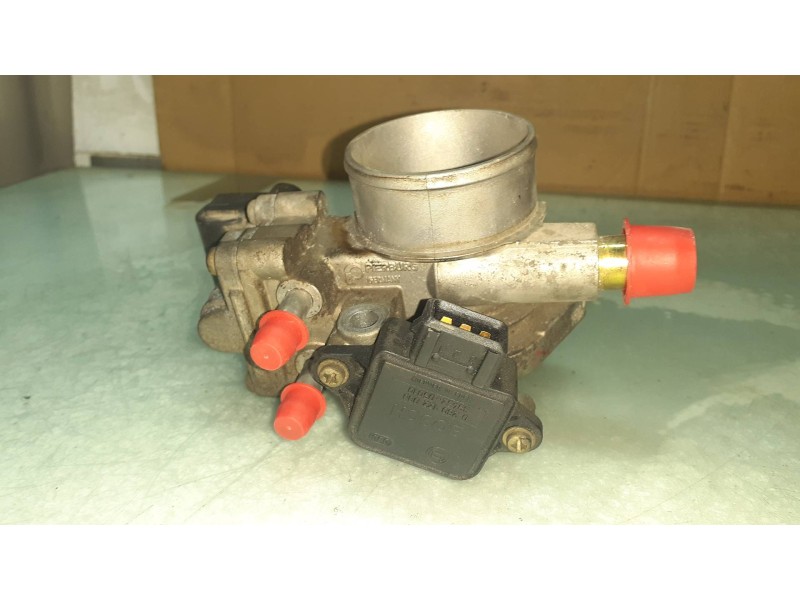 Recambio de caja mariposa para toyota corolla (e11) 1.4 linea terra (5-ptas.) referencia OEM IAM 2221000020 8945205010 PIERBURG