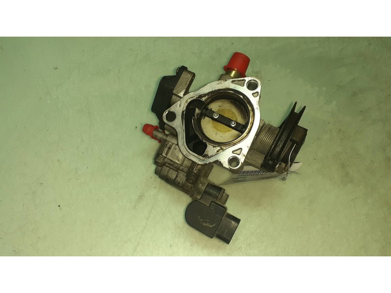 Recambio de caja mariposa para toyota corolla (e11) 1.4 linea terra (5-ptas.) referencia OEM IAM 2221000020 8945205010 PIERBURG