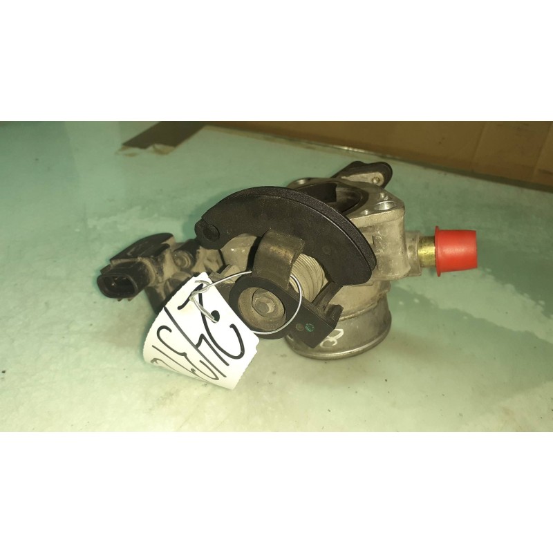 Recambio de caja mariposa para toyota corolla (e11) 1.4 linea terra (5-ptas.) referencia OEM IAM 2221000020 8945205010 PIERBURG