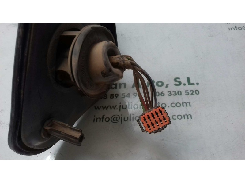 Recambio de retrovisor derecho para peugeot 206 berlina xs referencia OEM IAM 8149KN  ELECTRICO