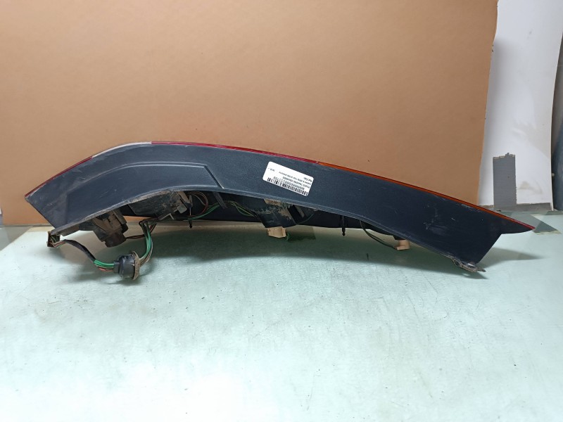 Recambio de piloto trasero izquierdo para nissan almera tino (v10m) ambience referencia OEM IAM   VALEO