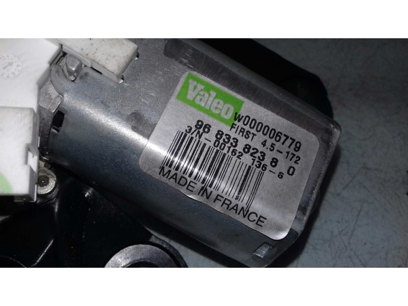 Recambio de motor limpia trasero para citroen c3 feel referencia OEM IAM 9683382380 54861747 VALEO