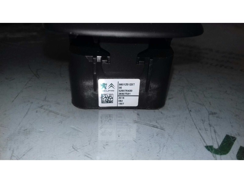 Recambio de mando elevalunas delantero derecho para citroen c3 feel referencia OEM IAM 98012512XT 529076433 DELPHI