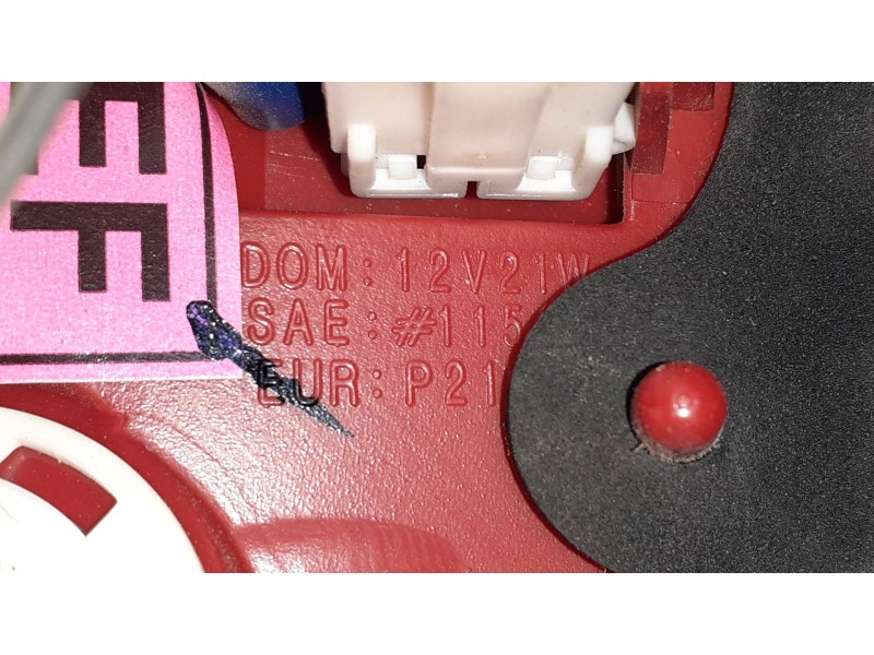 Recambio de piloto trasero derecho interior para chevrolet lacetti cdx referencia OEM IAM 1156 5D21C 