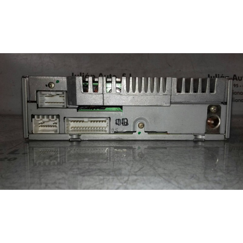 Recambio de sistema audio / radio cd para nissan primera berlina (p12) line up referencia OEM IAM 28113AV700 PN1721F CARGADOR CA