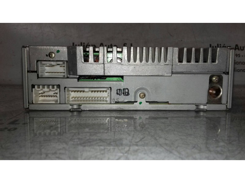 Recambio de sistema audio / radio cd para nissan primera berlina (p12) line up referencia OEM IAM 28113AV700 PN1721F CARGADOR CA